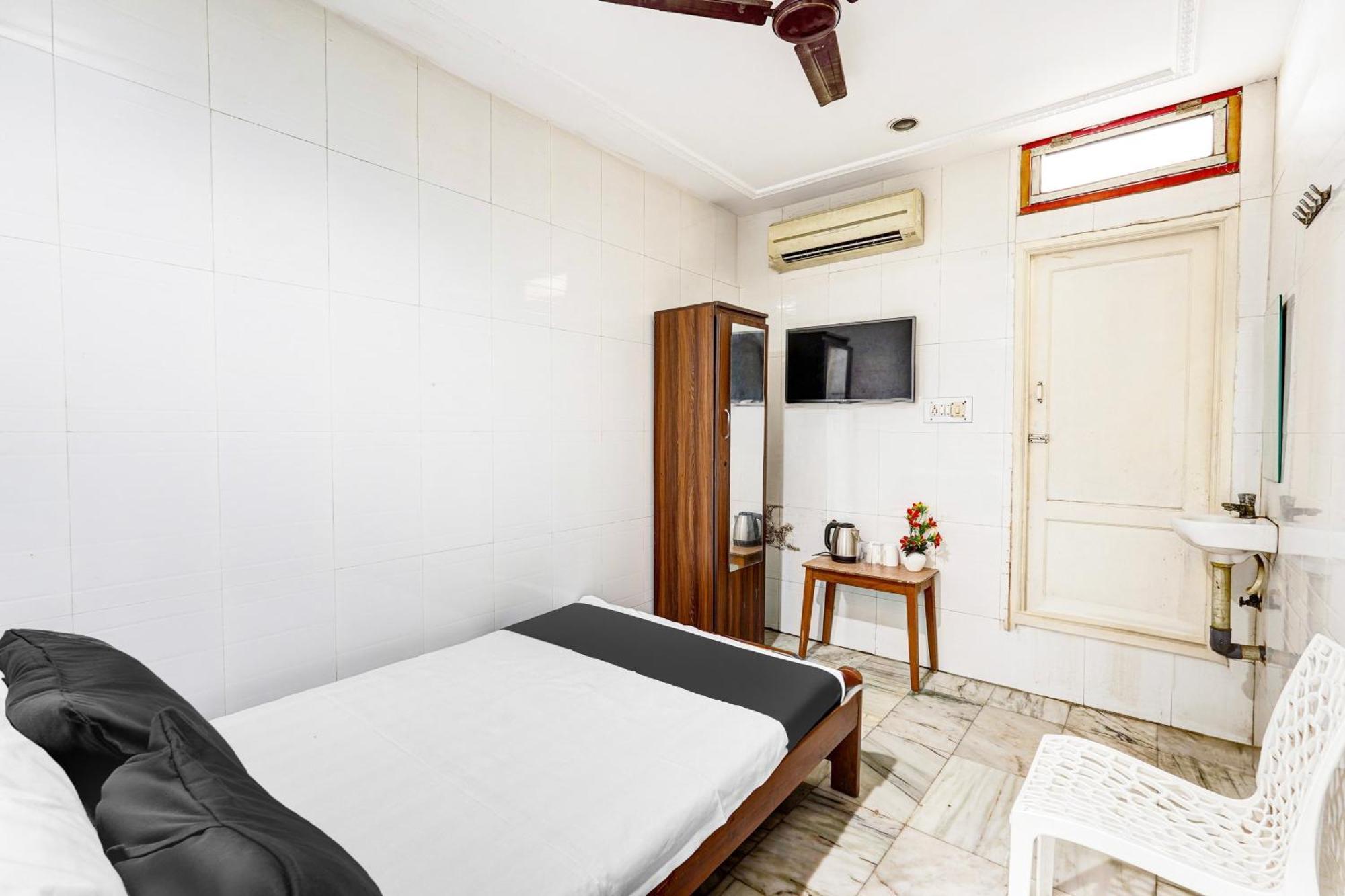 Hotel O Elango Park