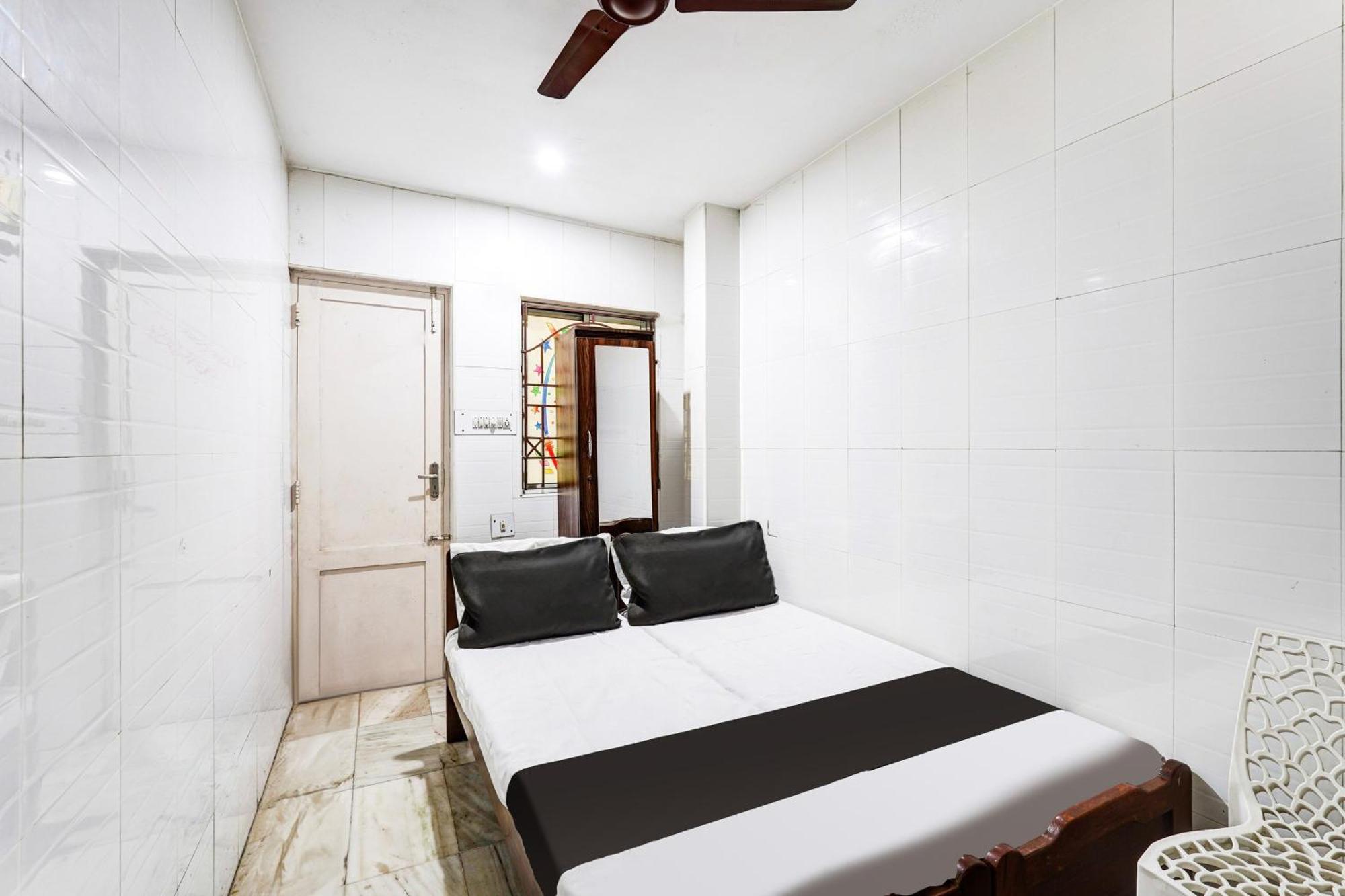 O Elango Park Hotel